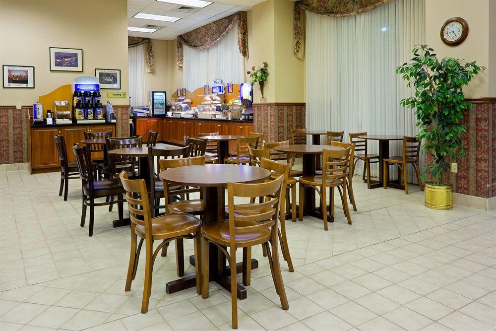 Best Western Plus Wilkes Barre-Scranton Airport Hotel Pittston Extérieur photo