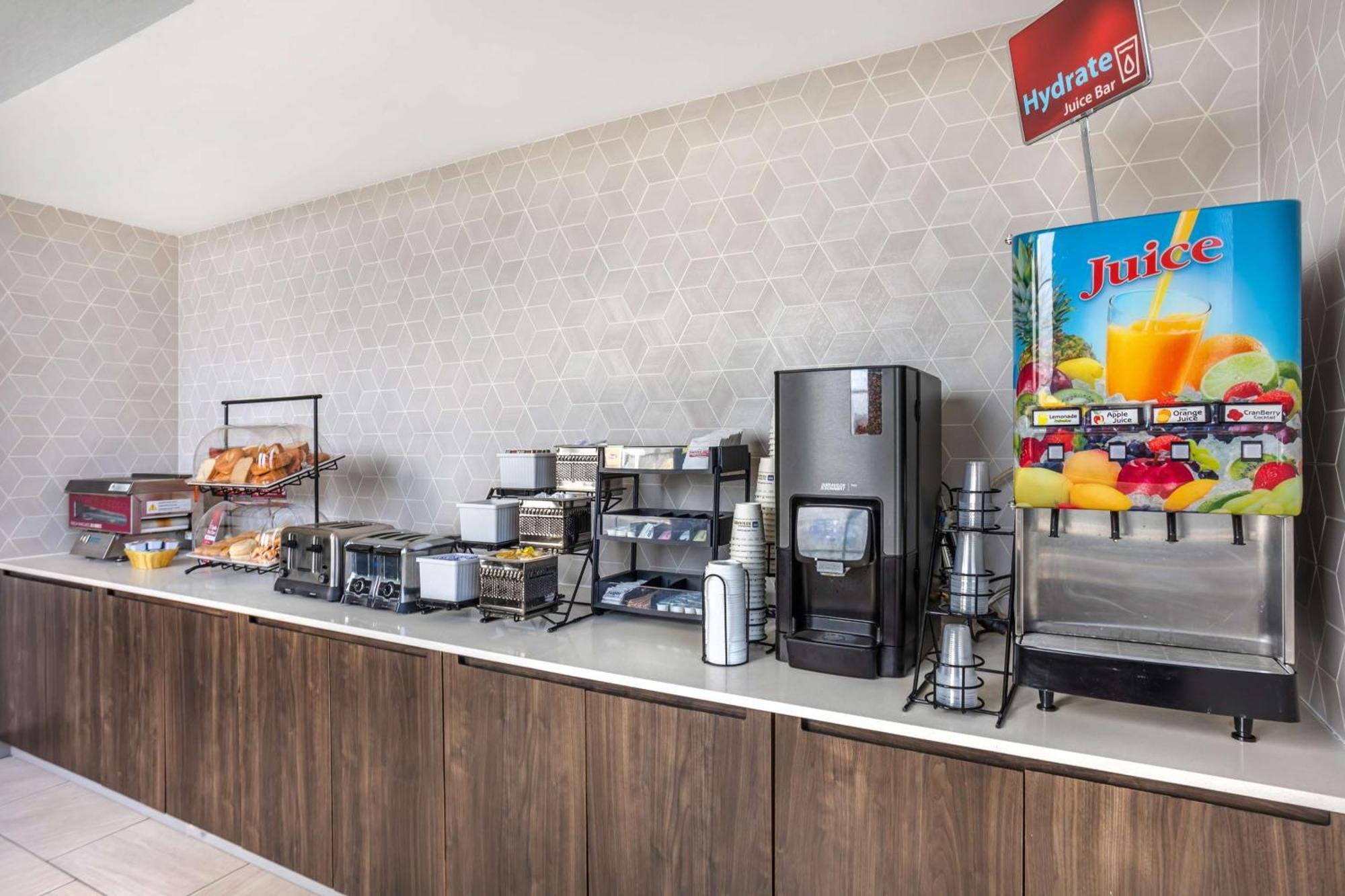 Best Western Plus Wilkes Barre-Scranton Airport Hotel Pittston Extérieur photo